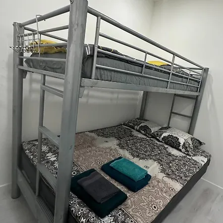 3 Pieces Proche Du Negresco