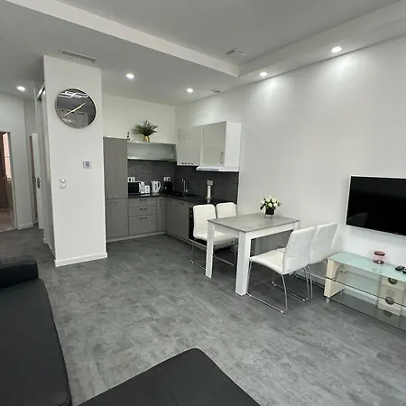 3 Pieces Proche Du Negresco 니스