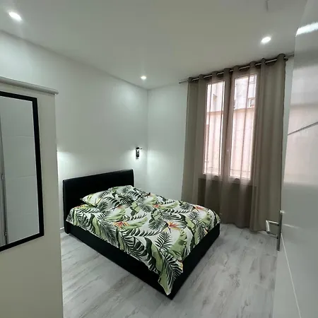 3 Pieces Proche Du Negresco 아파트 *