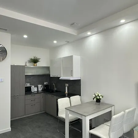 3 Pieces Proche Du Negresco * 니스