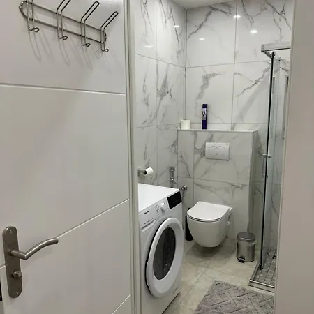 3 Pieces Proche Du Negresco